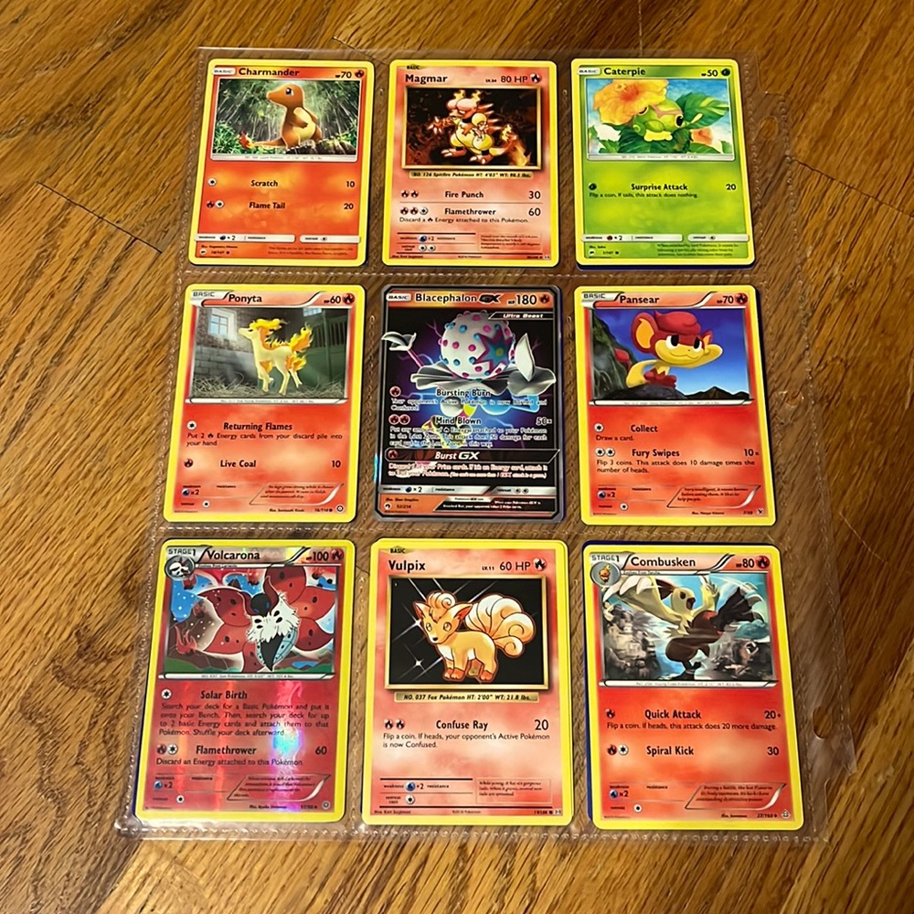 18 Pokemon Cards